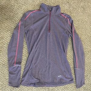 Brooks Running Long Sleeve Top Purple Pink 1/4 Zip Womens Small Thumbholes EUC